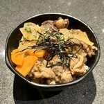 焼肉うし - 牛スジ丼