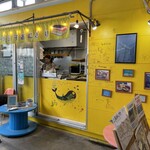 ポーク玉子おにぎり くじら - 