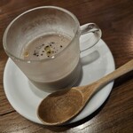 85BAL TEPPEN - マッシュルームのスープ