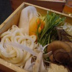 黒豚料理 寿庵 - 野菜とうどんです