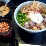 本格手打うどん 大河 - 豚ｄｅマゼリータ、特盛り