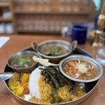 BLOCK HOUSE 水曜カレー - 