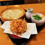手打麺舗丸一 - 桜たらいうどん冷