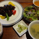 WANG’S GARDEN - 鶏カラ黒酢セット：880円 (2014/3)