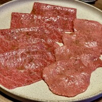 焼肉うしごろ 新宿三丁目店 - 