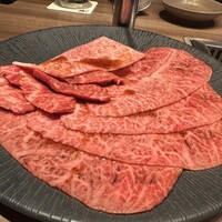 焼肉うしごろ 新宿三丁目店 - 