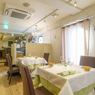 5〜6名様の場合、電話にてご相談下さい