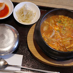 くんむる食堂 サンギュ - 定番チゲ（豚肉増量）