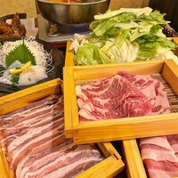 しゃぶしゃぶ・創作料理居酒屋 豚吟 栄店 - 