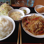 台湾料理 味軒 - ランチの生姜焼き700円。ごはん多いー。