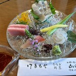 うなぎ割烹山田 - お刺身の盛り合わせ