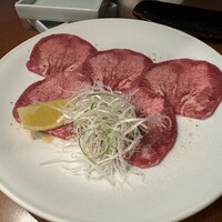 松阪牛炭火焼肉 東海亭 - 