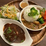 FOOD FACTORY HAMBUR - キーマカレー＆ハンバーグ