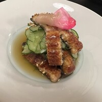 満寿家 - 鰻ざく　1,800円　さすがは鰻の老舗だけあって鰻の量が多い