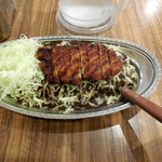 ゴーゴーカレー - ...「ロースカツカレー ビジネスクラス（850円）+チーズ（200円）」、トッピングが高いな～。。