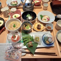 豆富料理と吟醸せいろ蒸し 八かく庵 大阪ステーションシティ店 - 