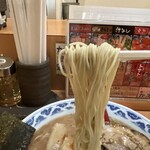 九州らーめん 亀王 - 