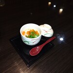 やっちろ - 締めの茶碗蒸しイクラいり