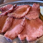 芝浦ホルモン 本店 - 