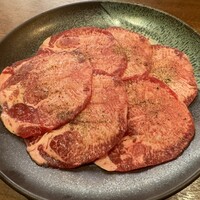 焼肉 龍華園 - 塩タン