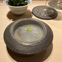 鮨 由う - 