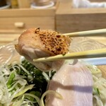 開運橋通 ふじ原 - 炙り鶏モモチャーシュー