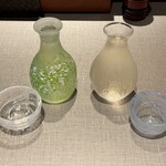 焼鳥ごくう 奥 - 日本酒　京極(左) 神韻(右)