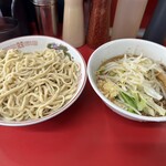 ラーメン二郎 湘南藤沢店 - 『つけ麺ニンニクヤサイ』