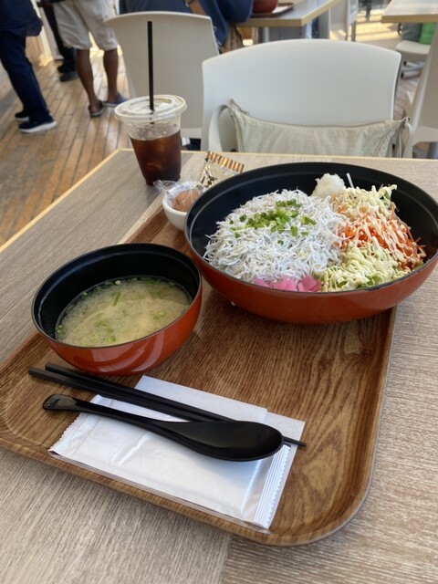 江の島どん★2 WATATSUMI - Enoshima/Kaisen-don (Seafood bowl) | Tabelog