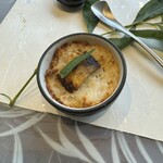 トゥ・ラ・ジョア イズム - 