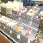 自由が丘ベーカリー／パティスリー - 種類も多いのです。ぜひ