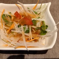 旬菜ステーキ処 らいむらいと - サラダ