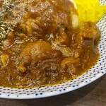 ヌードル＆スパイスカレー 今日の1番 - 本日のカレー ※あいがけ　2/2