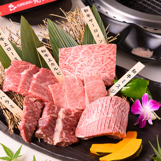 人気のタンはもちろん、選りすぐりのA5黒毛和牛も揃えます