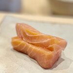 すしやのたい悟 - 本マス(北海道)15kgくらいの大物だそうです。