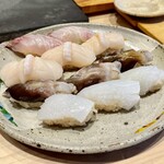 すしやのたい悟 - 番外編。テーブル席のお客様が追加注文されていた握り。こちらも美味しそうだなぁ(ღ*ˇ ˇ*)｡o♡