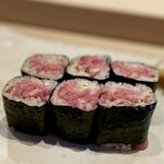 すしやのたい悟 - ツンと香る山葵、エシャトロと中落ちのハーモニーがたまらない一品(ﾉ◕ヮ◕)ﾉ*.✧ボリュームも満点です！