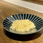 中華ダイニング 一途一心 - チャーハンにチリクラブのタレぶっかけて食べるの最高