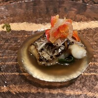 肉割烹 肉かぶく - 太刀魚の藁（ワラ）焼き　土佐酢の冷たい餡掛け
