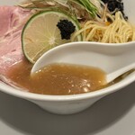 酒肴場 屯 - 着丼から香ばしい海老の香り❗️