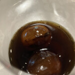 中国料理 天真 - 氷そのものもコーヒーになっている