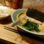 横浜家系らーめん三元 - 家系ラーメン　ノーマル