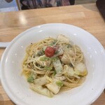 ジリーニ・リザイア - 赤イカと白菜 オリーブオイルソース