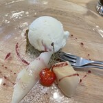 ジリーニ・リザイア - デザートも毎回凝っています