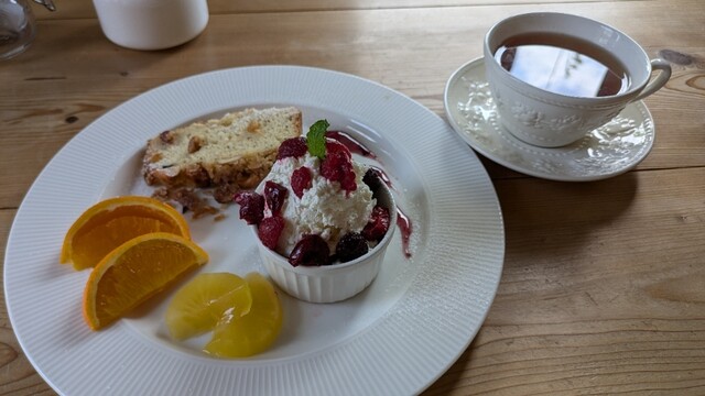 雑貨とカフェ バースデーズ 陸前豊里｜宮城県登米市のカフェ