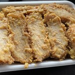 ワタナベ食品 直売店 - 2024/06/20
      唐揚げ弁当 450円
      カツ丼 400円
      親子丼 400円