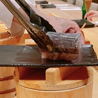 鮨 加 - 備長炭使用時
