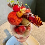PATISSERIE ASAKO IWAYANAGI - サクランボが主役です。赤い宝石のようです。