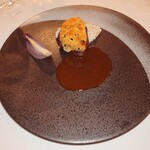 ダイニングルーム - 国産牛フィレ肉　トリュフの香り　蕎麦の実リゾットと赤ワインソース