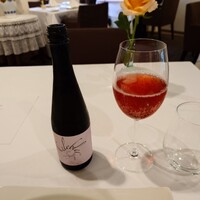 ソラメントゥーノ - ●セレブレ（ノンアルコールスパークリング）1,760円
                    
                    ●サービス料　上記合計10,560円✕10%＝　1,056円
                    
                    ■合計 11,616円 → 11,600円（端数切り捨て）となった